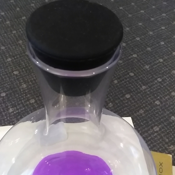 DKNY Decanter - Picture 7 of 7